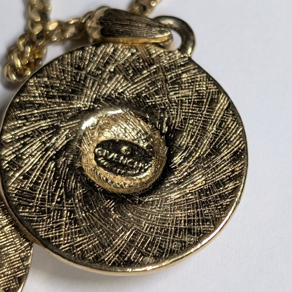 Vintage Givenchy Gold-Tone Hat Pendant Necklace - Picture 3 of 4